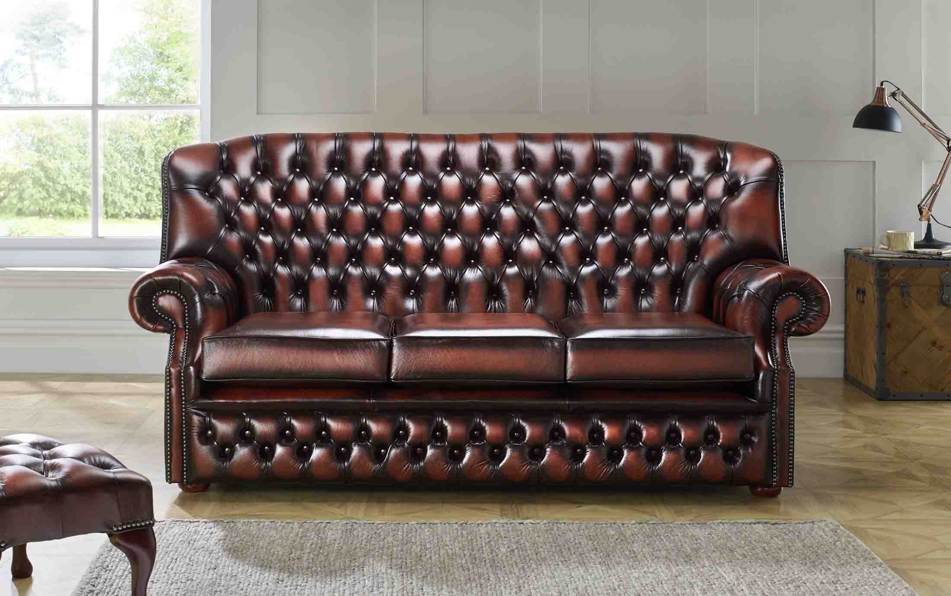 Product photograph of Chesterfield Classic Windsor Settee from Chesterfield Sofas