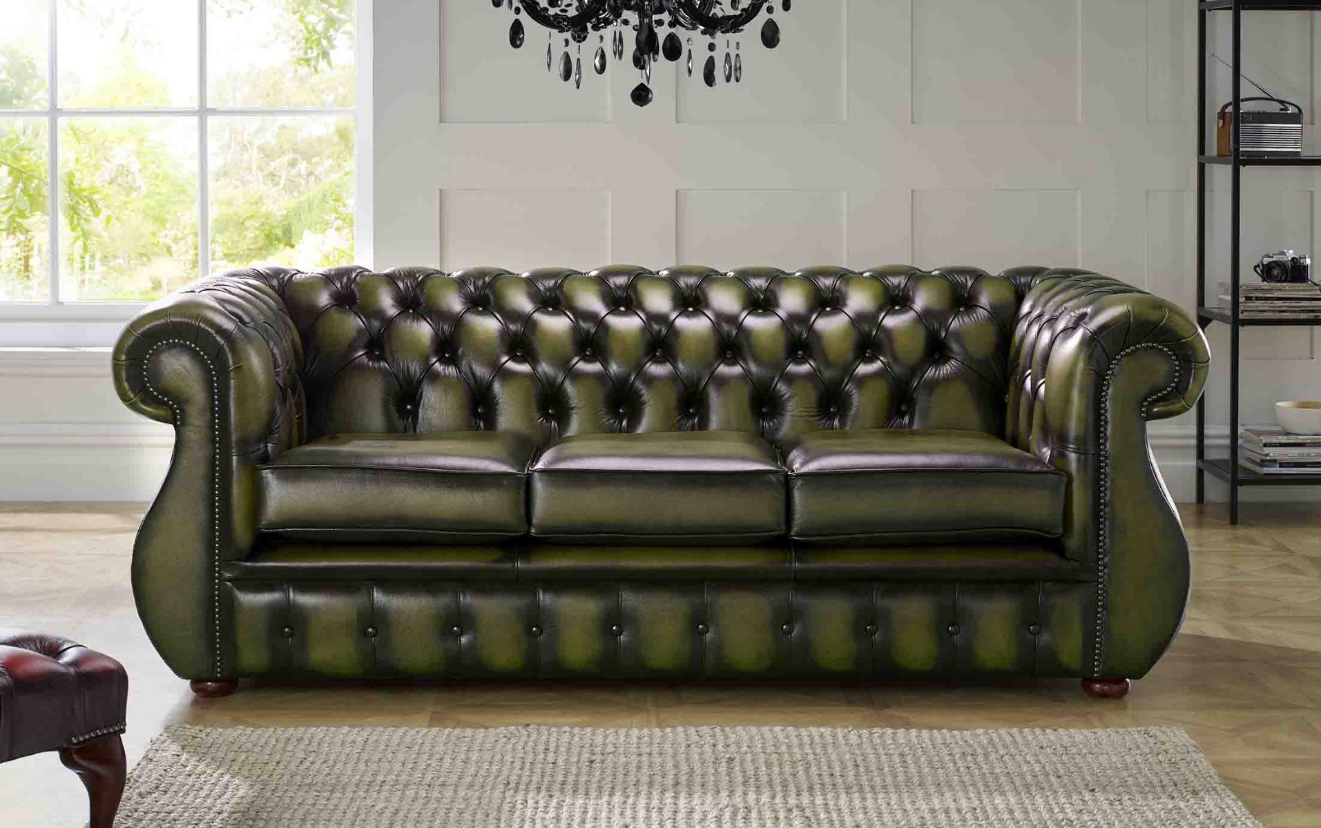 Product photograph of Chesterfield Helena Settee from Chesterfield Sofas
