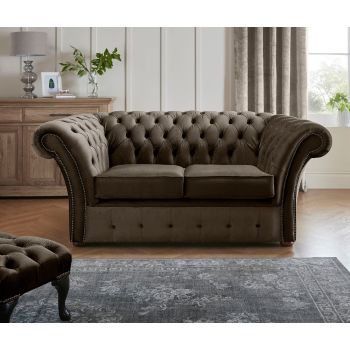 Chesterfield Sofa In a Small Living Room | British Chesterfield Sofas