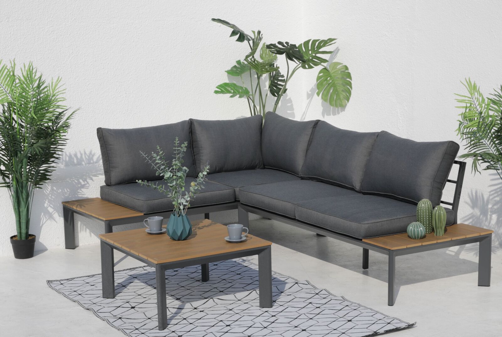 Product photograph of Linus Corner Aluminum Modern Garden Sofa Set With Coffee Table from Chesterfield Sofas